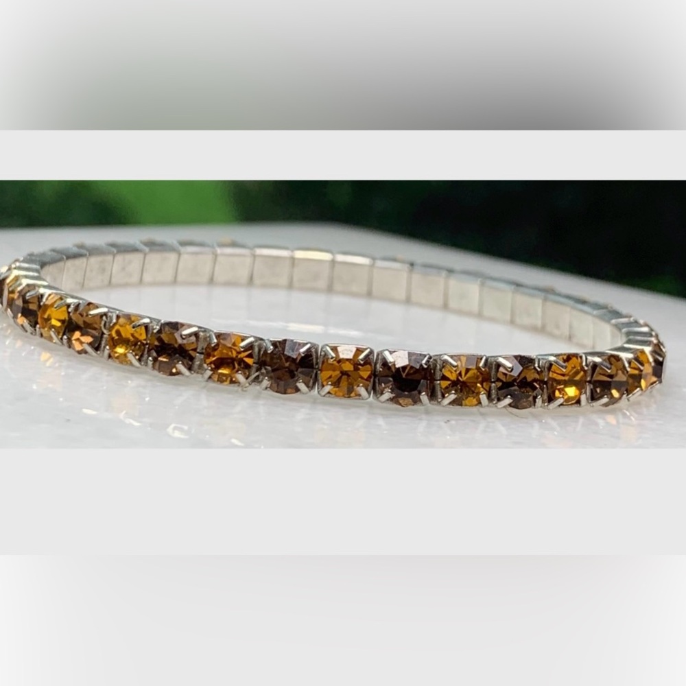 ✨ Vintage Amber Rhinestone Stretch Bracelet – Mid Century Costume Jewelry
